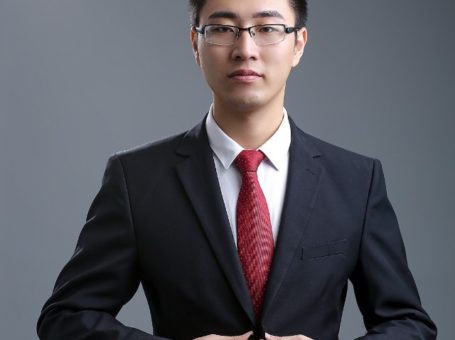 港漂于晨曦